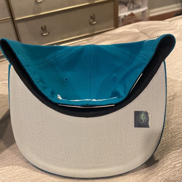 Brand new Detroit Pistons NBA fitted Hat - Picture 5 of 5